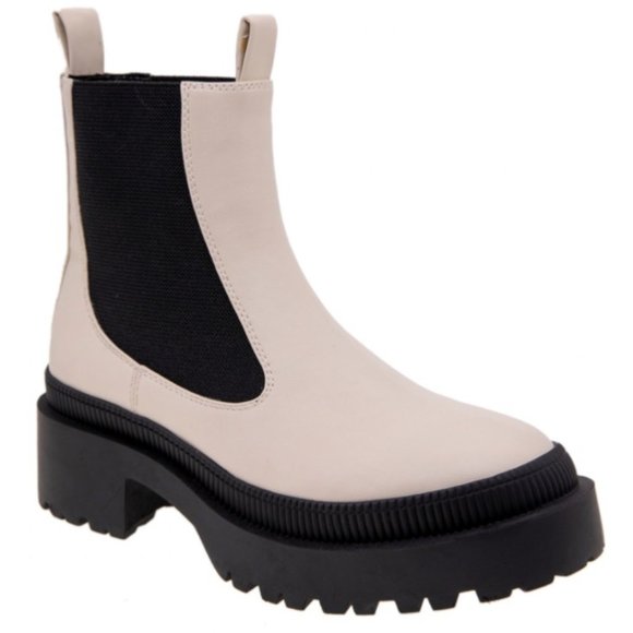 BCBGeneration Women's Marie Chelsea Booties Bianca Size 6.5M NWB - Picture 1 of 5